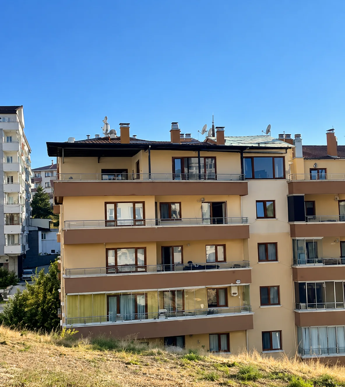 Çatı Terası · Cephe